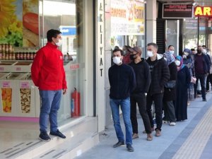 Tam kapanmada kuruyemiş kuyruğu