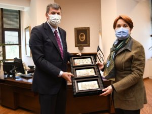 Meral Akşener ve Ekrem İmamoğlu’ndan Kadıköy ziyareti