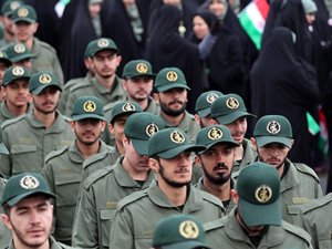 İran Devrim Muhafızları: “Hürmüz Boğazı’nda ABD gemilerine yaklaşmadık”