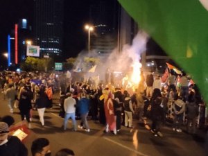 İsrail Konsolosluğu önünde Mescid-i Aksa protestosu