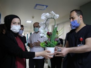 Elazığ’da hemşireler, günlerinde unutulmadı