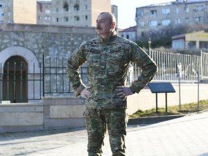 Aliyev, Şuşa’da inşa edilecek yeni caminin temelini attı