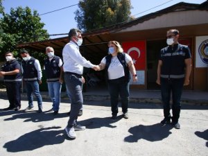 Başkan Sandal, tüm personeliyle tek tek bayramlaştı