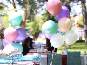 Bakan Yanık, bayram kahvaltısını Çocuk Destek Merkezinde yaptı