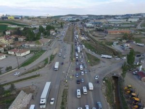 Kahramankazan-Ankara karayolundaki genişletme çalışmaları sürüyor