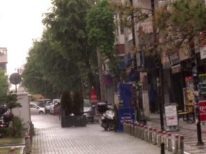 İstanbul’da yağmur etkili oluyor