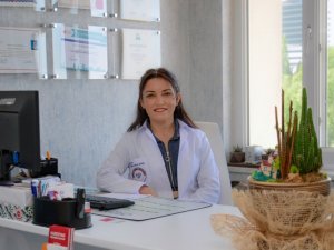 Doç. Dr. Nilgün Şimşir Atalay, “Hareketsizliğe bağlı kilo artışı diz ağrılarına neden oluyor”