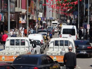 17 gün süren kapanmanın ardından yoğunluk yaşandı