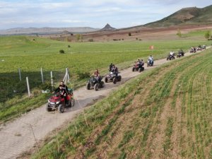 Bu köyde traktörlerin yerini ATV’ler aldı