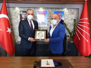 Başkan Esen İl Başkan’ı Cengiz’le bir araya geldi