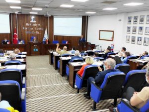 Edremit Belediye Meclisi’nde İsrail’i lanetlediler