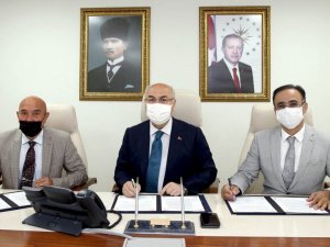 Vali Köşger’den iş dünyasına ’Eğitime Destek’ çağrısı