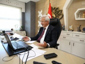 Gençler Başkan Erdem ile geleceği konuştu