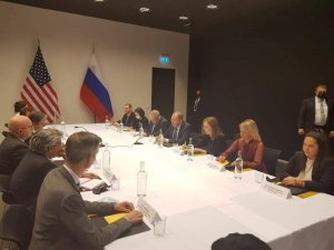 Lavrov ile Blinken, İzlanda’da görüştü