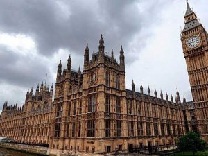 İngiltere Parlamentosu’ndan İsrail’e yaptırım çağrısı