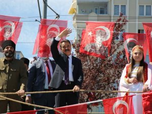 Başkan Deveci: “Cumhuriyet’i sonsuza kadar yaşatacağız”