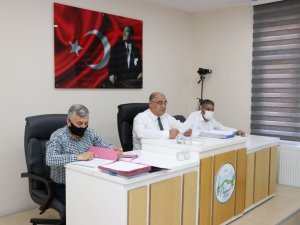 Pozantı Belediye Meclisi İsrail’i kınadı