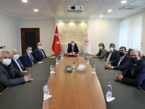 Bakan Bilgin, DİSK Genel Başkanı Çerkezoğlu ile görüştü