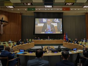 Bakan Çavuşoğlu, İİT üyesi ülkelerin dışişleri bakanları ile Filistin’i görüştü