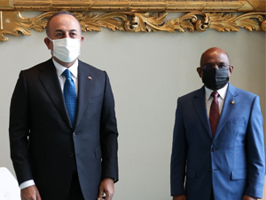 Dışişleri Bakanı Çavuşoğlu, Maldivler Dışişleri Bakanı Shahid ile görüştü