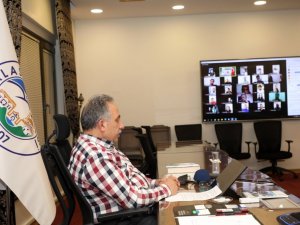 “Gençlerimizin kültür ve bilim projeleri beni heyecanlandırıyor”