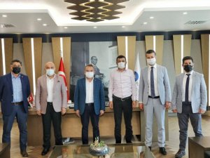 Başkan Böcek CHP’nin il başkanlarını ağırladı