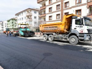 Mamak’ta asfalt çalışmaları devam ediyor
