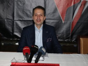 Yeniden Refah Partisi Genel Başkanı Erbakan: "Milli görüş ahirette karşılığını hesap ederek siyaset yapmak demektir"