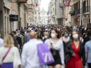 İtalya’da son 24 saatte 3 bin 995 yeni vaka