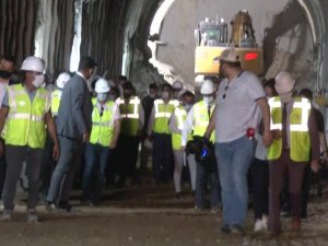 Bakan Pakdemirli: "Tünellerle Reyhanlı Barajı’na suyu taşıyıp üreticimizle buluşturacağız"