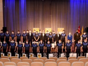 Başkan Altay, göreve yeni başlayan zabıtalarla buluştu