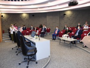 Vali Elban: "Bağımlılıkla mücadelede toplumsal duyarlılık arttırılmalı"