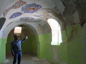 Siirt’te vatandaşlar, 4 asırlık tarihi caminin onarılıp ibadete açılmasını istiyor