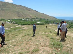 Adilcevaz’da ‘Ceviz Ormanı’ kurulması için çalışma başlatıldı