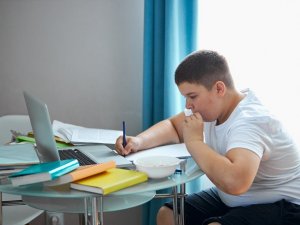 Pandemi dönemi, çocuklarda yeme bozukluklarını artırdı