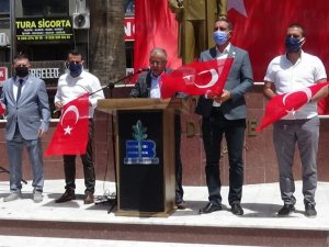 Siyasi partilerden Edremit’te İsrail’i Kınama ve Filistin’e destek açıklaması