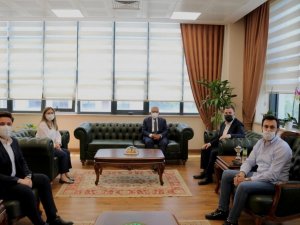 Başkan Büyükkılıç, Demokrasi Adası’nda toplantıya katılacak