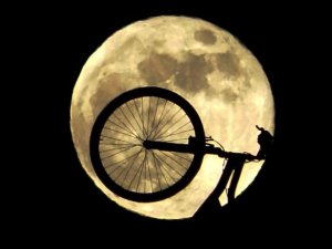 Van’da ‘Süper Ay’ görsel şölen oluşturdu