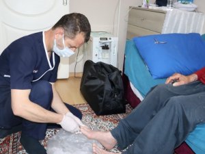 Evde Bakım Hizmetleri ile yüzlerce kişiye el uzatılıyor