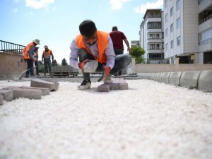 Karaköprü’de yollar kilitli parkeyle yenileniyor