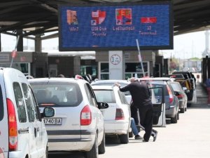 Edirne Valiliği duyurdu: “Sinovac ve Pfizer/Biontech aşı sertifikası bulunanlara PCR ve karantina uygulanmayacak”