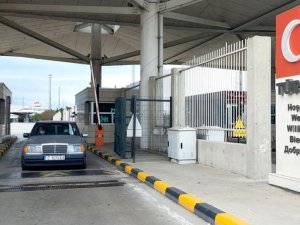 PCR ve karantina kararının ardından Kapıkule Sınır Kapısı’ndan girişler arttı