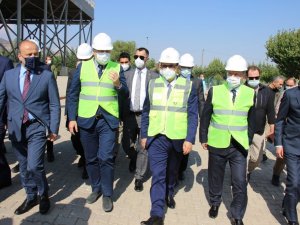 Bakan Dönmez, jeotermallerin önemine dikkat çekti