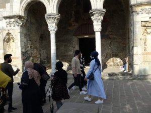 Trabzon’daki Ayasofya Camii’ne yoğun ilgi