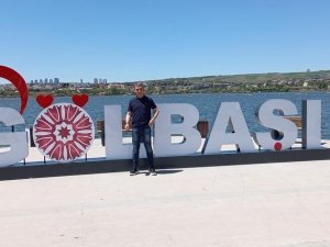 Gölbaşı’na yerleştirilen fotoğraf alanı büyük ilgi gördü