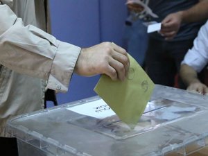 Kıbrıs Rum kesimi parlamento seçimleri için sandık başında