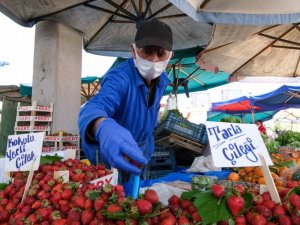 Altındağ’ın semt pazarlarında korona virüs denetimleri sürüyor
