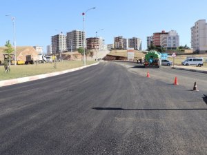 Siirt Valisi Hacıbektaşoğlu, kentte yapımı süren projeleri inceledi