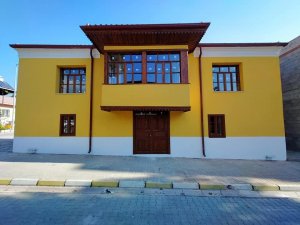 Buharkent halkı, kent tarihine sahip çıkıyor