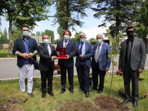 AGÜ Sümer Kampüsü’nde ağaçlandırma etkinliği